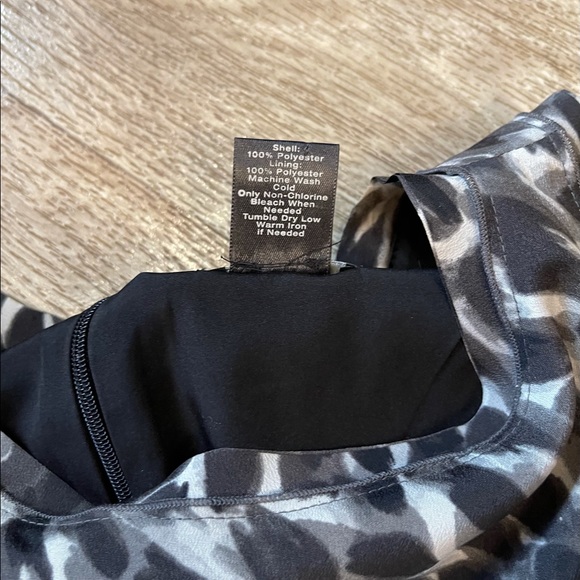 Ann Taylor Petite Floral Sleeveless 0P - Picture 7 of 7